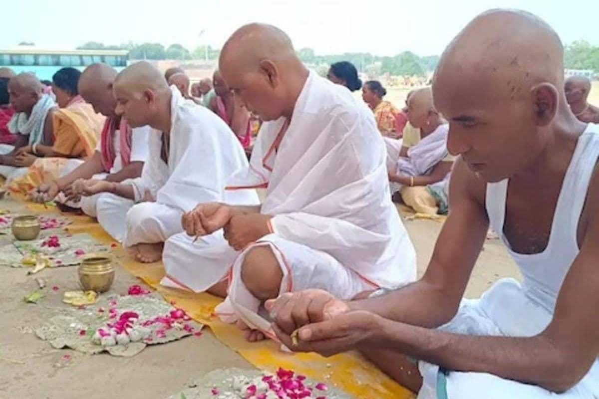 Pitru Paksha 2025: गयाजी से पहले बिहार के इस जगह किया जाता है पिंडदान, जानें क्यों है ये खास परंपरा