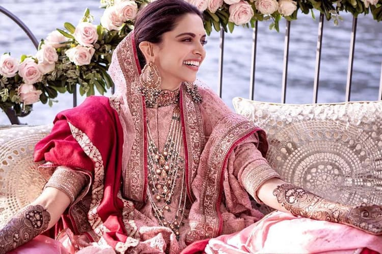 Deepika Padukone Mehendi Design: सेलिब्रिटी आर्टिस्ट ने दीपिका को मेहंदी लगाने के दिनों को किया याद