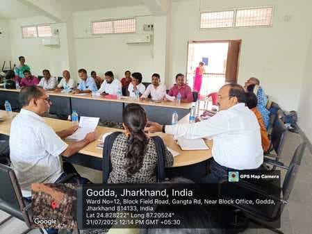 पंचायत समिति की बैठक में पेयजल, स्वास्थ्य और बिजली पोल सुधार पर जोर