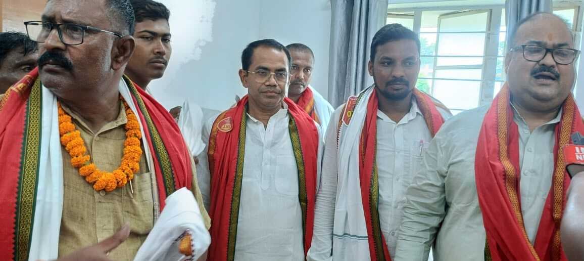 hajipur news. बीस सूत्री कार्यालय का विधायक ने किया उद्घाटन