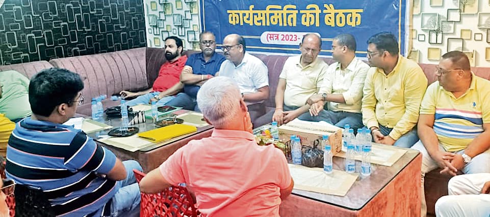 Chaibasa News : चाईबासा चेंबर ऑफ कॉमर्स का चुनाव 24 को