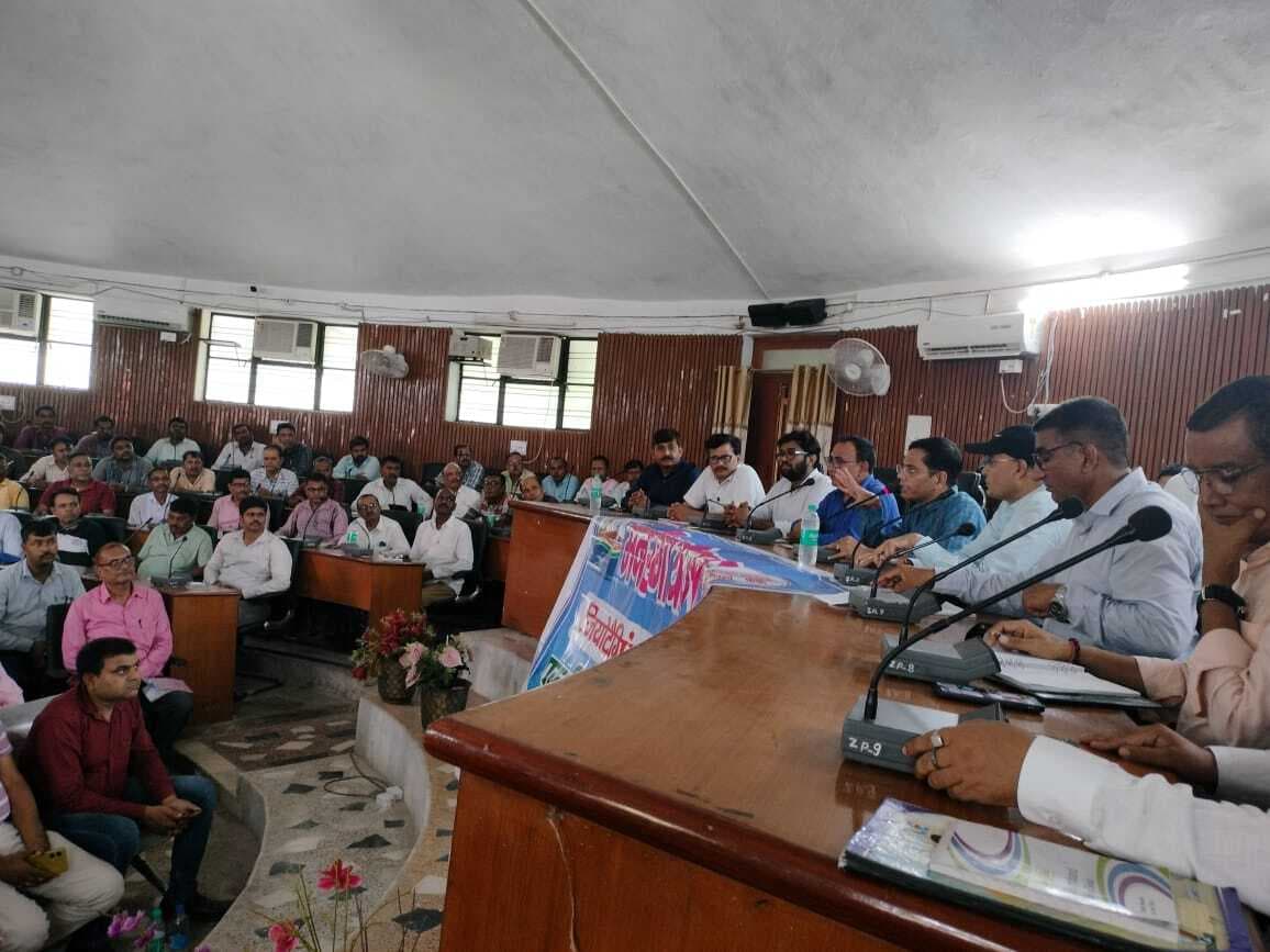 Motihari: रोजगार सेवकों को दिया गया जियो टैगिंग व फेंसिंग का प्रशिक्षण