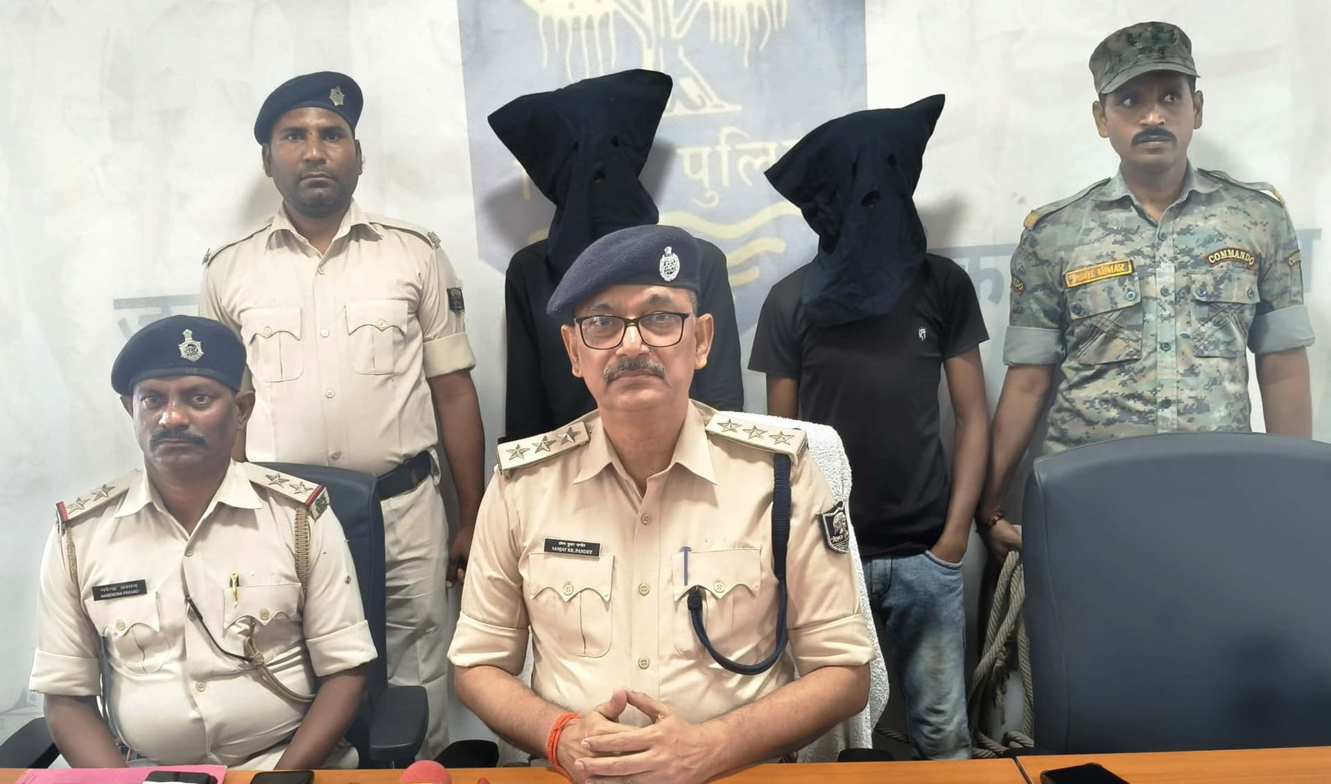 ऑटो लूटकांड का हुआ खुलासा, लूट में शामिल दो अपराधी गिरफ्तार