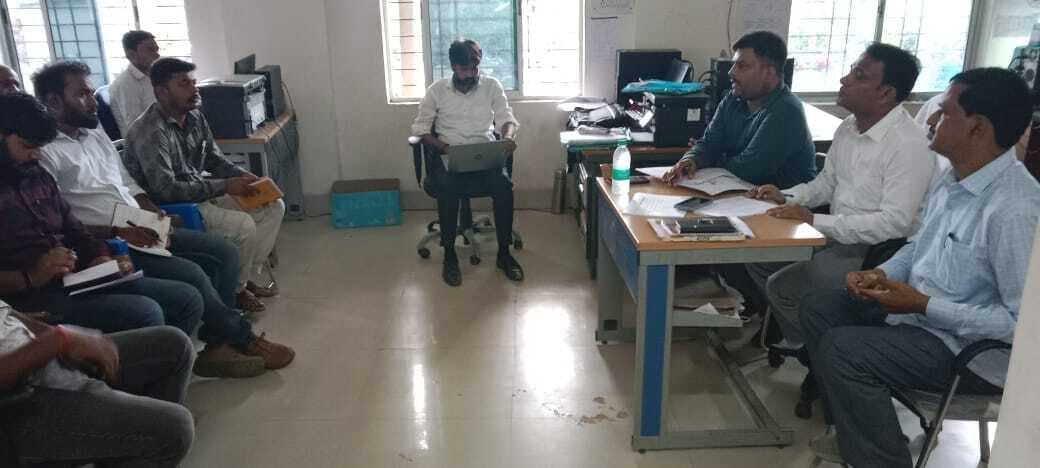 राजस्व महाअभियान को लेकर सीओ ने की बैठक
