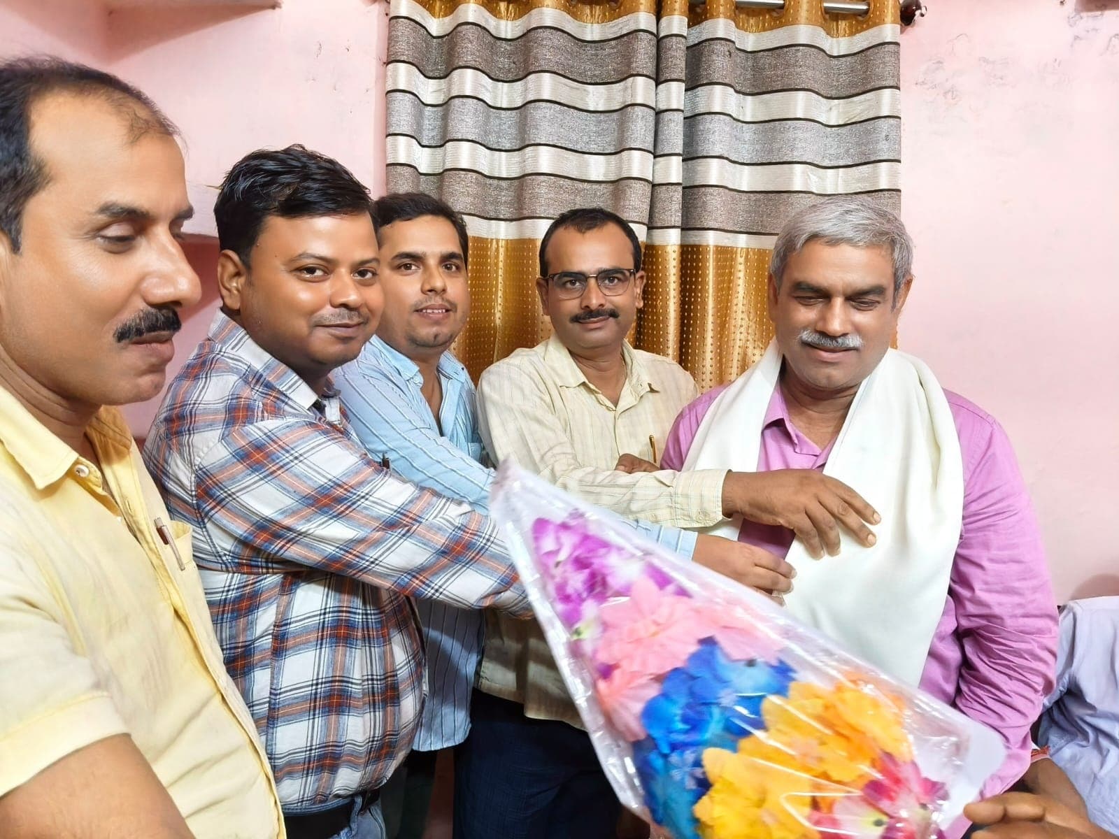 Motihari: बीइओ ने संभाला सदर प्रखंड का प्रभार