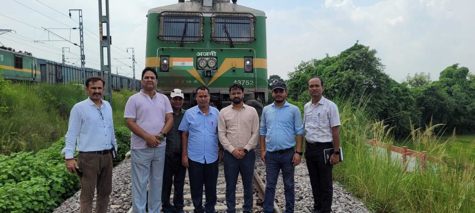 4.5 किमी लंबी ”रूद्रास्त्र” मालगाड़ी का परिचालन शुरू