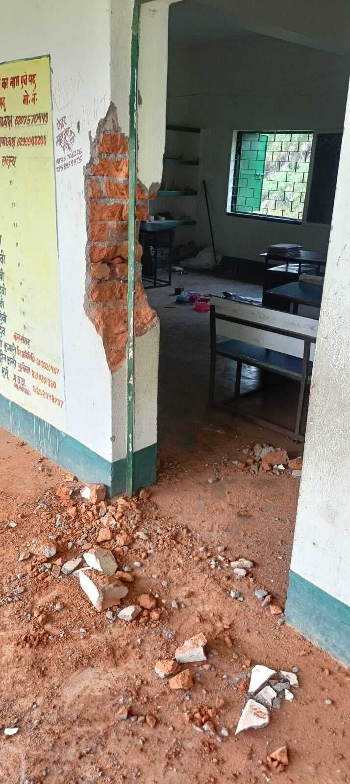 Deoghar News : स्कूल से एमडीएम के राशन व सामान की चोरी