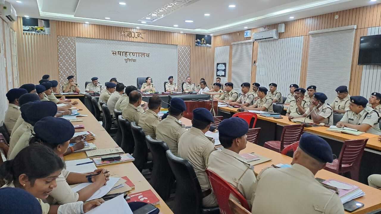 क्राइम मिटिंग में एसपी ने अपराध नियंत्रण पर दिया जोर