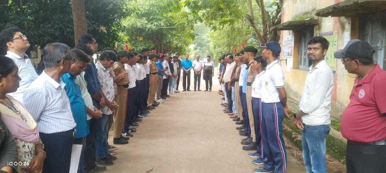 East Singhbhum News : कॉलेज के संस्थापकों को किया नमन