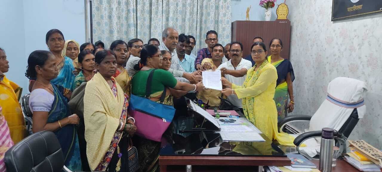 East Singhbhum News : मांगें जल्द पूरी नहीं हुईं तो जारी रहेगा आंदोलन
