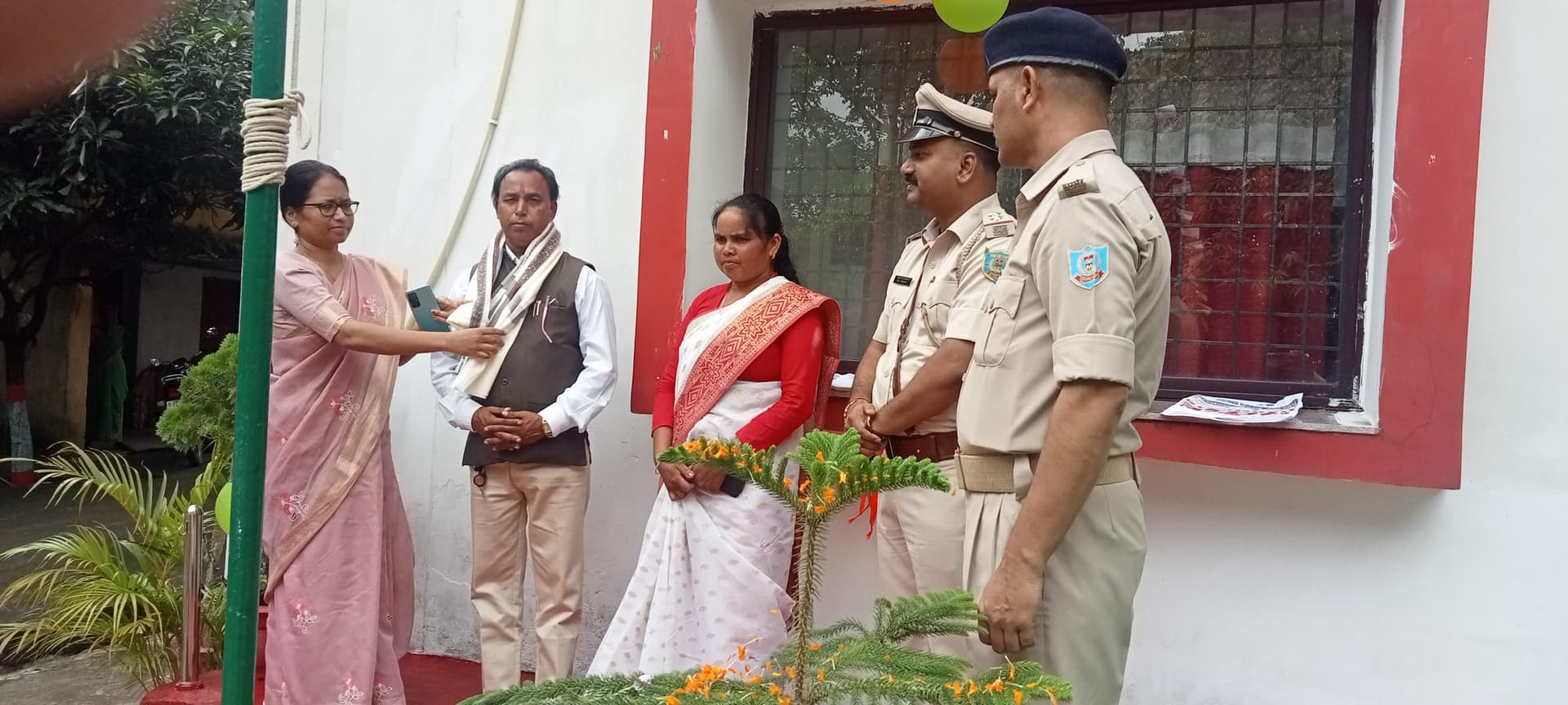 East Singhbhum News : पटमदा और बोड़ाम क्षेत्र में तिरंगे को दी गयी सलामी