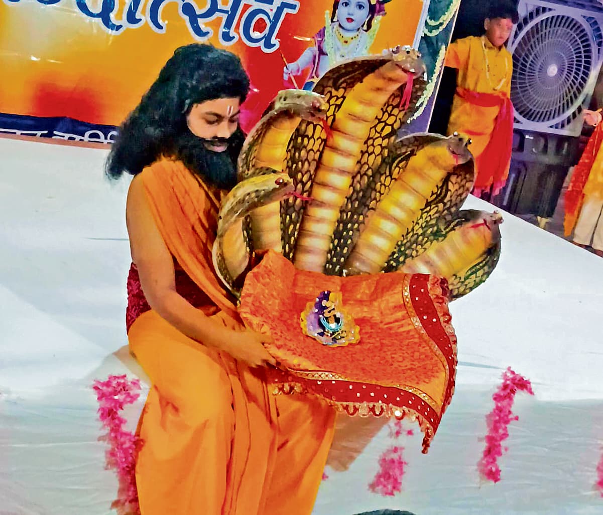 East Singhbhum News : नंदोत्सव पर बच्चों की झांकियों ने लोगों का मन मोहा