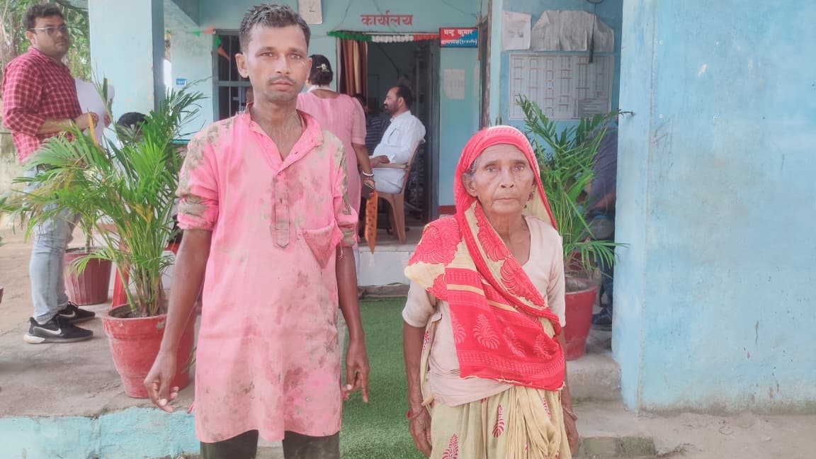 जमीन विवाद में मारपीट, मां बेटा जख्मी