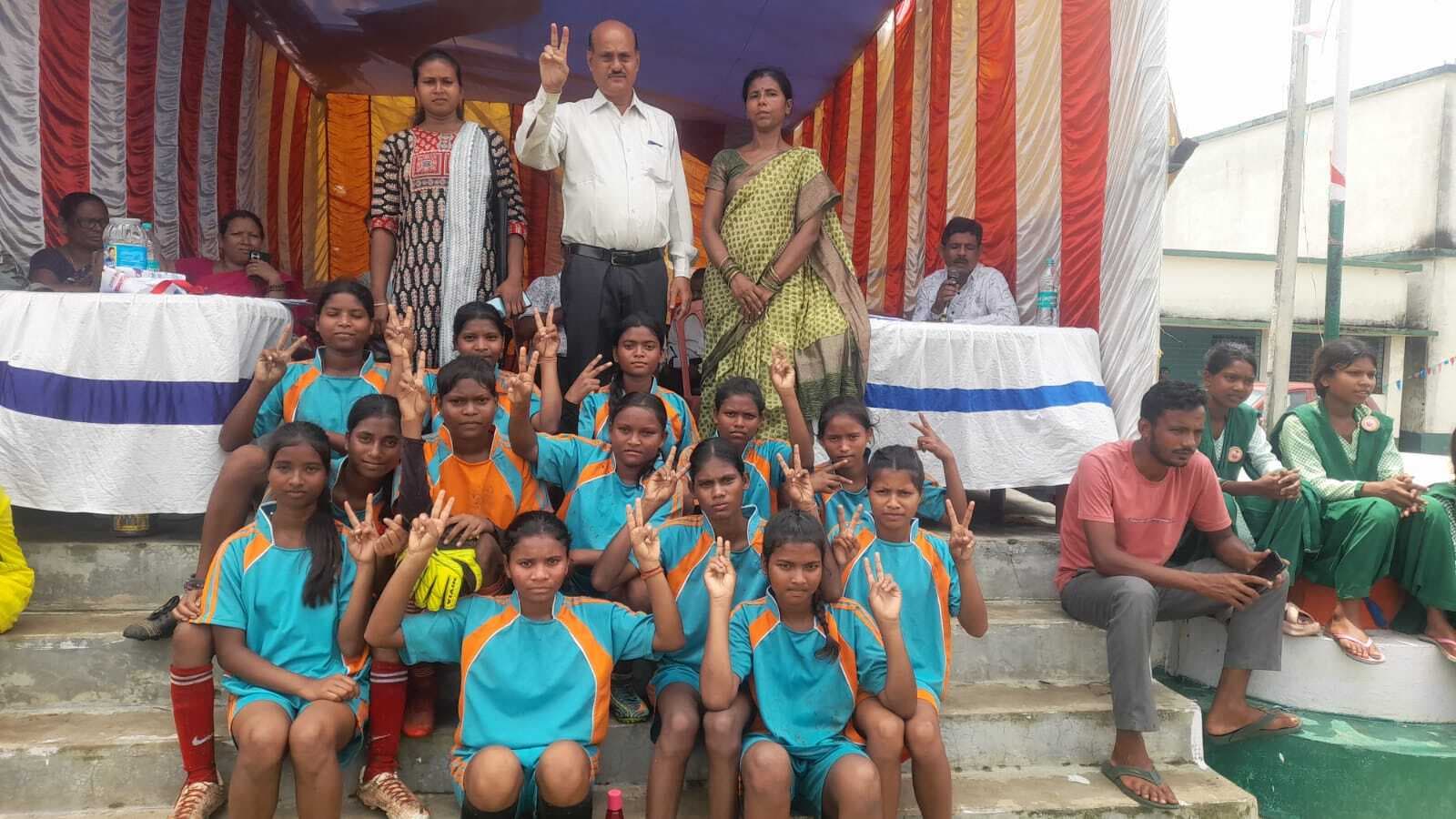 कस्तूरबा विद्यालय झरिया ने दो गोल से जीत मैच