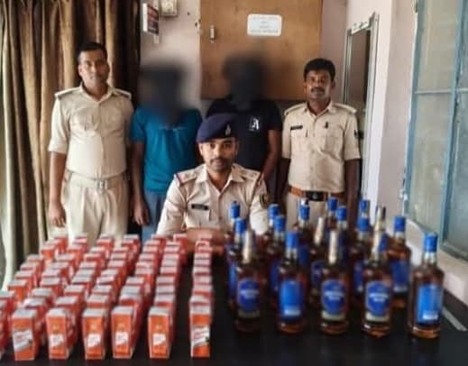 70 लीटर विदेशी शराब के साथ दो युवक गिरफ्तार