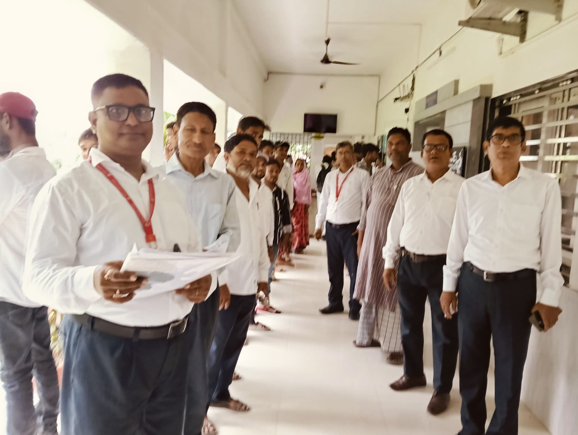 डिग्री कॉलेज निस्ता में नामांकन के लिए छात्रों की उमड़ी भीड़