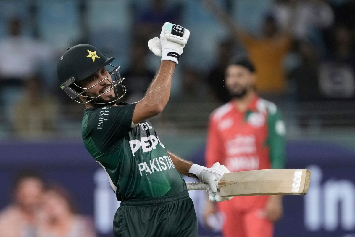 Asia Cup: हारिस का अर्धशतक और पाक ने ओमान को दिया 161 रन का लक्ष्य, सइम अयूब की किस्मत खबरा