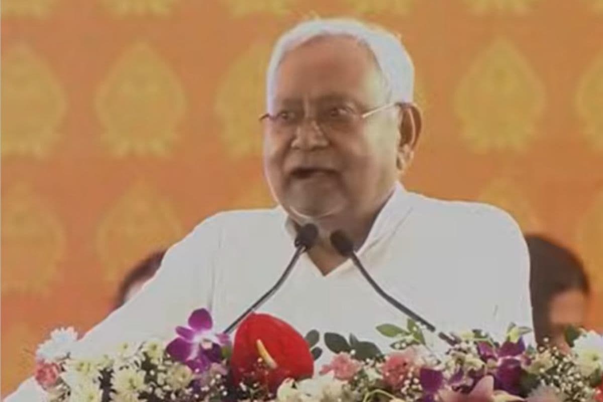 PM Modi in Purnia: पूर्णिया में सीएम नीतीश बोले- बीच में गड़बड़ हुआ अब नहीं होगा, पीएम मोदी ने बिहार के लिए बहुत काम किया