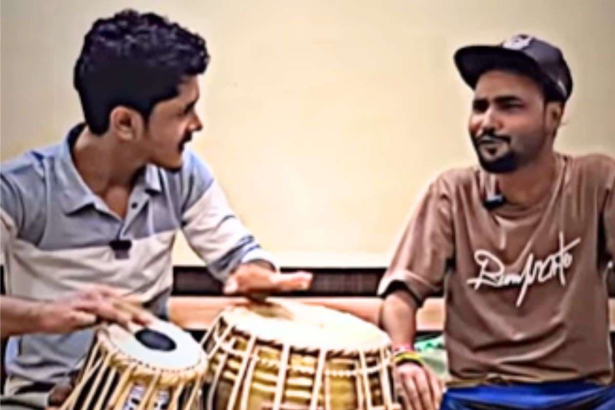 Viral Video: कुत्ते की आवाज और तबले की जुगलबंदी, वीडियो ने इंटरनेट पर लगाई आग