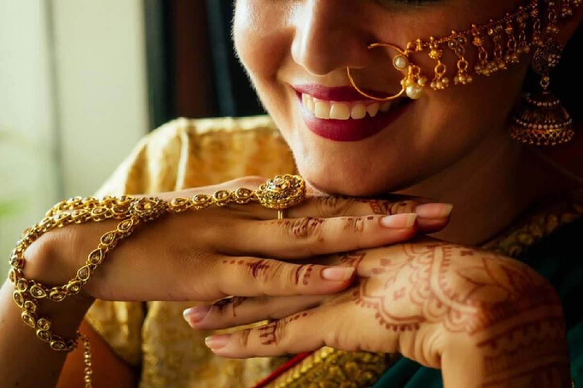 Gold Price Today: देश में 34,150 प्रति 10 ग्राम महंगा हो गया सोना, जानें आज का ताजा भाव