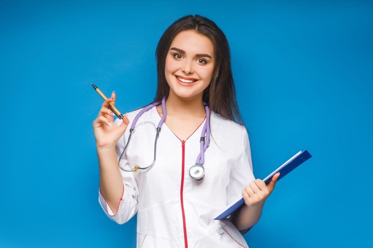 Indian Students को Nepal में कैसे मिलता है MBBS का मौका, क्या भारत में मान्य है डिग्री?