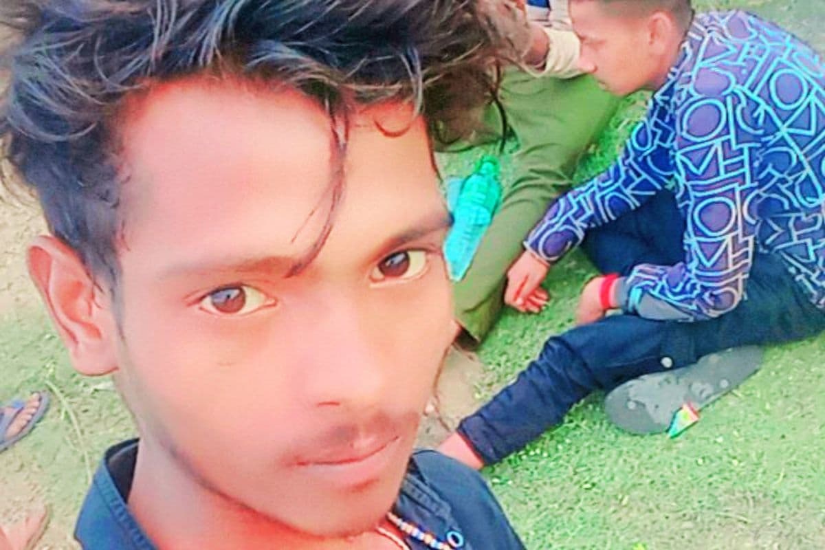 Murder in Waseypur: वासेपुर में युवक की गला रेतकर हत्या, सेफ्टी टैंक से मिला शव