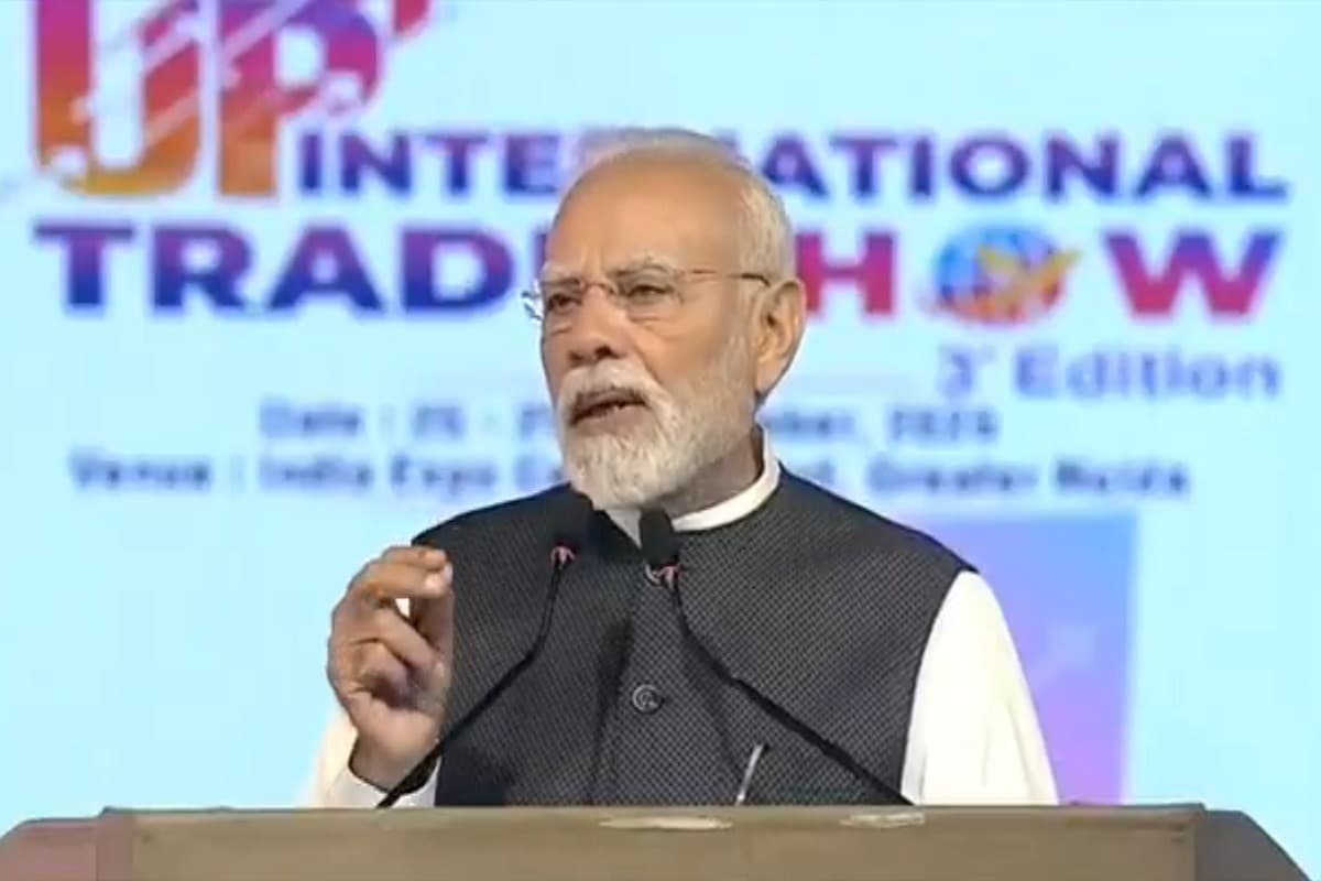 PM Modi GST Cut: जीएसटी में एक और छूट के लिए हो जाएं तैयार! पीएम मोदी बोले- हम यहीं नहीं रुकेंगे
