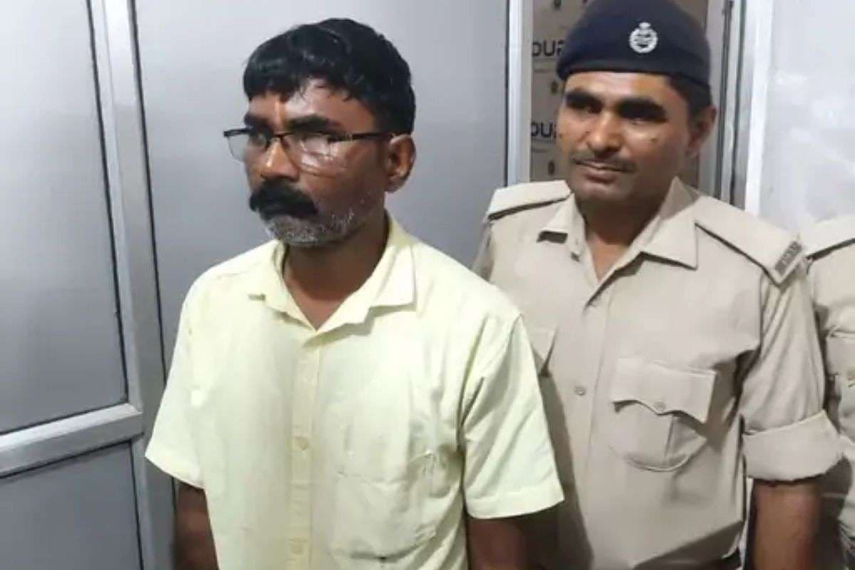 30 साल से एक्टिव क्रिमिनल पटना में पकड़ा गया, पुलिस ने हथियार और पुराने नोट के साथ धर-दबोचा