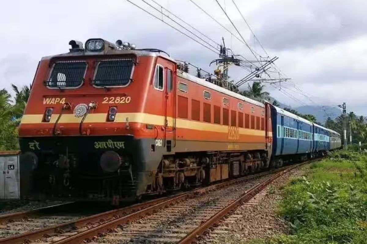 Bihar Special Train: दीपावली-छठ पर चलेगी राजकोट-बरौनी और इतवारी-जयनगर पूजा स्पेशल ट्रेनें, देखें रूट और टाइमिंग
