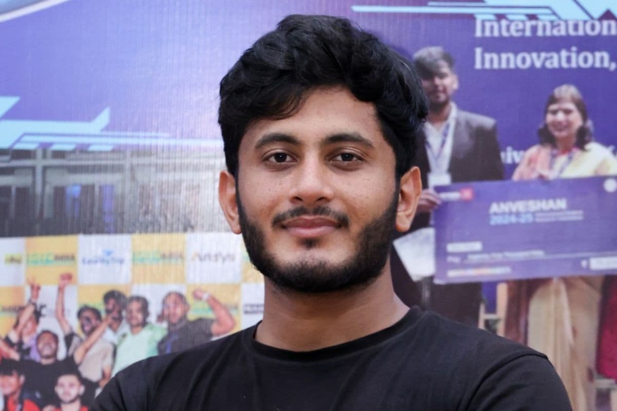 Oxford ड्राॅपआउट के बाद यहां से पढ़ाई, फिर इस App से निकाला कनेक्टिविटी का नया सॉल्यूशन