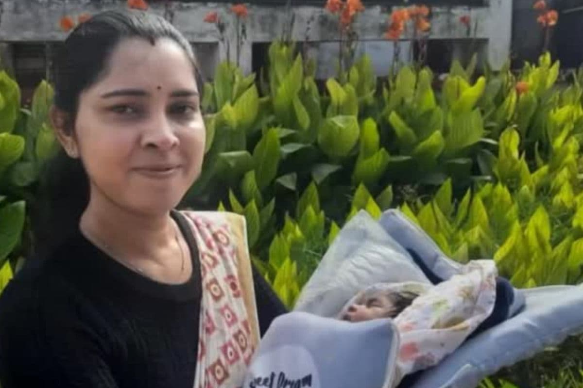 20 दिन के बच्चे को लेकर गईं इंटरव्यू देने, Officer बनाने के लिए पति ने छोड़ी नौकरी, ऐसी है Super Mom की कहानी