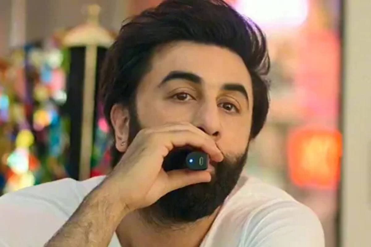 The Bads of Bollywood: ‘द बैड्स ऑफ बॉलीवुड’ पर छाए संकट के बादल, रणबीर कपूर के इस सीन पर NHRC ने FIR तक की चेतावनी दी