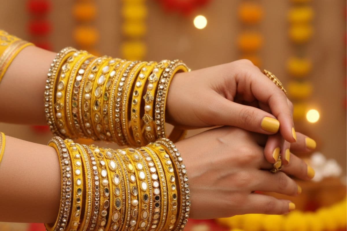 Bangle Design Ideas: नवरात्रि में हाथों को सजाएं खूबसूरत चूड़ियों से, ट्राई करें सुंदर और ट्रेंडी बैंगल