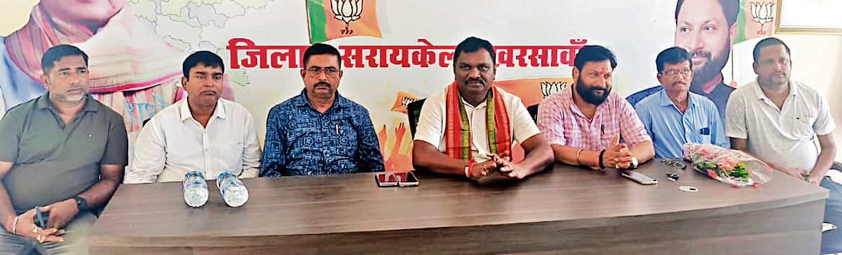 Seraikela Kharsawan News :  जीएसटी दरों में कटौती से रोजमर्रा के सामान होंगे सस्ते : बाउरी