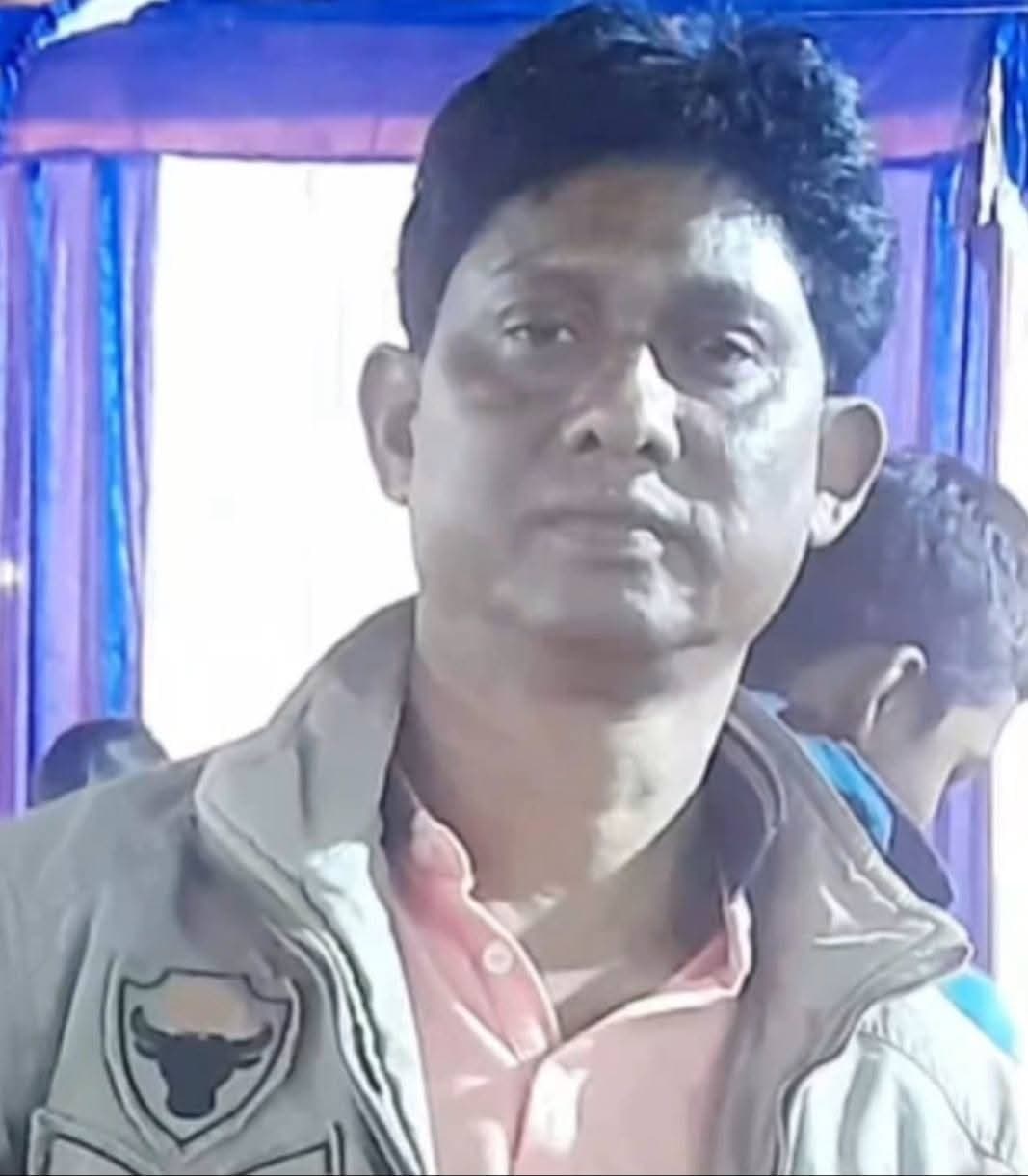 Chaibasa News : ””चाईबासा से सटे गांवों में पैसे लेकर बाहरी को बसाया जा रहा”” : बिनोद संवैया