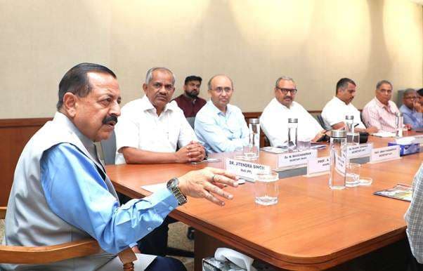 Science: भारत अंतर्राष्ट्रीय विज्ञान महोत्सव को सफल बनाने के लिए स्कूली छात्रों को जोड़ना जरूरी