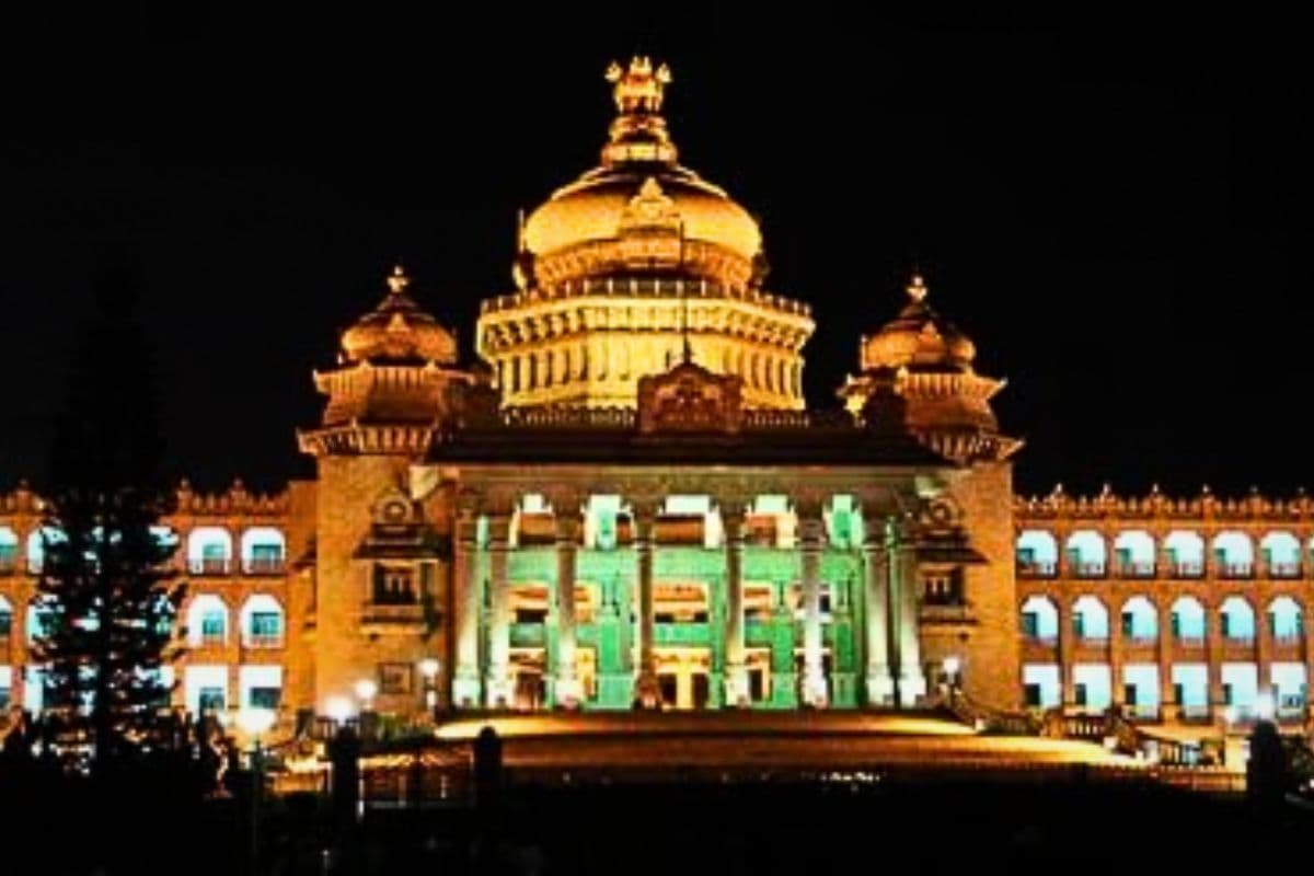 Patna Pandal 2025: पटना की इस जगह पर बनेगा कर्नाटक विधानसभा रूपी पंडाल, मां दुर्गा रौद्र रूप में विराजेंगी
