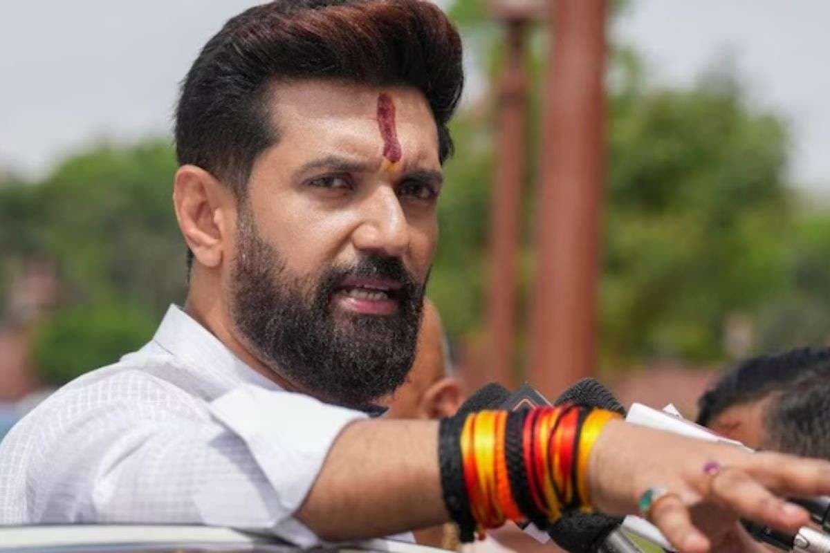 'पोस्टर से गायब कांग्रेस नेता… यह अपमान नहीं तो क्या?', महागठबंधन के प्रेस कॉन्फ़्रेन्स से पहले गरजे चिराग पासवान