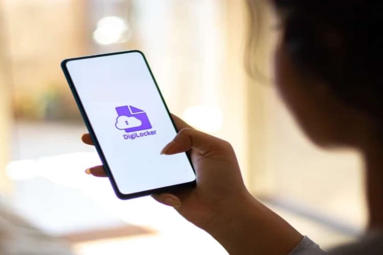DigiLocker से Demat और Mutual Fund अकाउंट कैसे लिंक करें? आसान स्टेप्स में जानिए