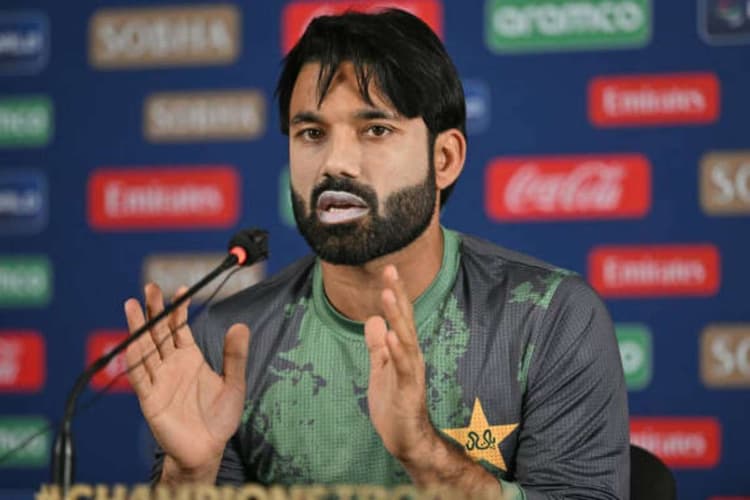 पाकिस्तान में बगावत! मोहम्मद रिजवान ने PCB के नए कॉन्ट्रैक्ट पर साइन करने से किया इनकार, डिमोशन से नाराज