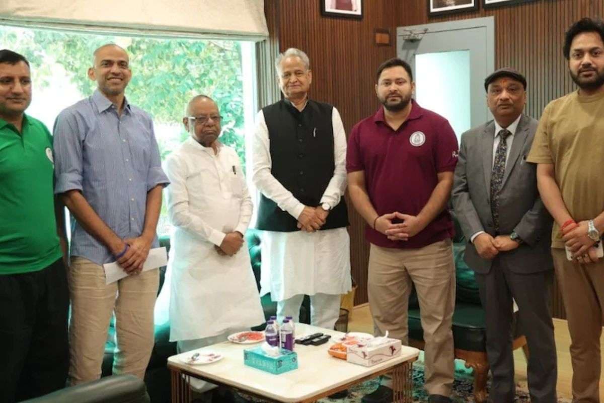 Bihar Election 2025: कांग्रेस के “जादूगर” ने संभाली बिहार चुनाव की कमान, RJD से तकरार को बताया मामूली बात