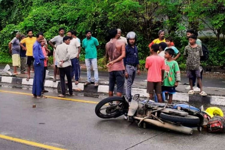 Road Accidents: झारखंड में सड़क दुर्घटनाओं में 5 लोगों की मौत
