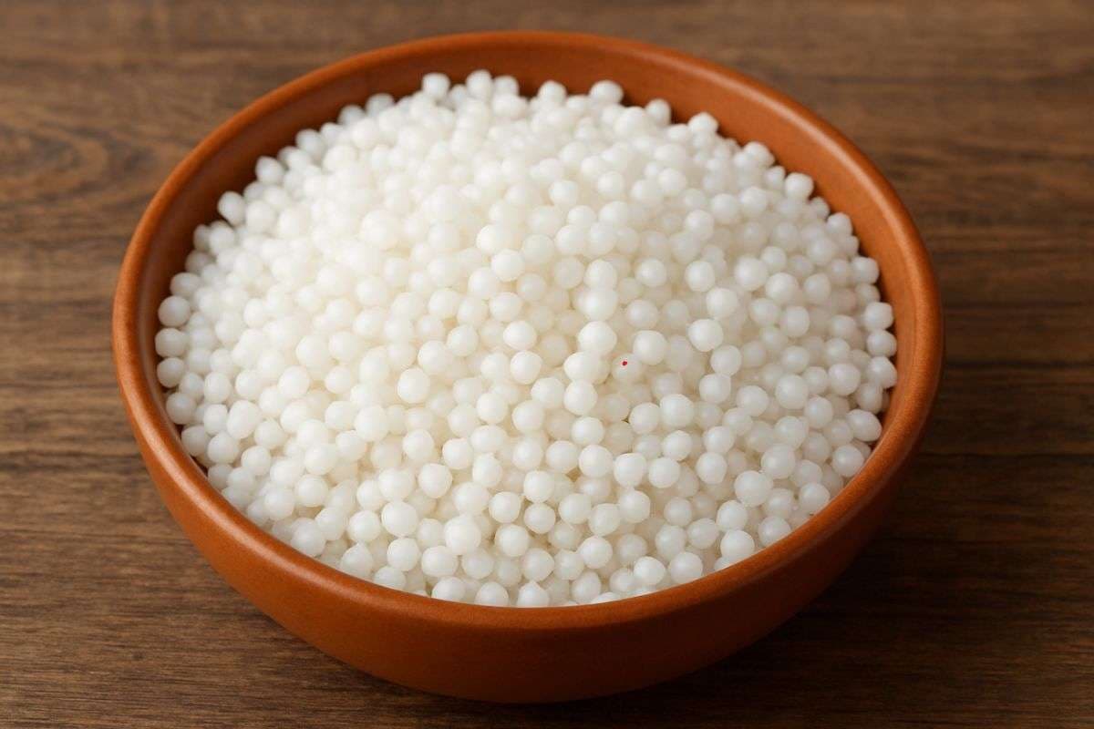 हेल्दी समझकर खाते हैं साबूदाना तो हो जाएं साबूदाना, इन लोगों के लिए है जहर
