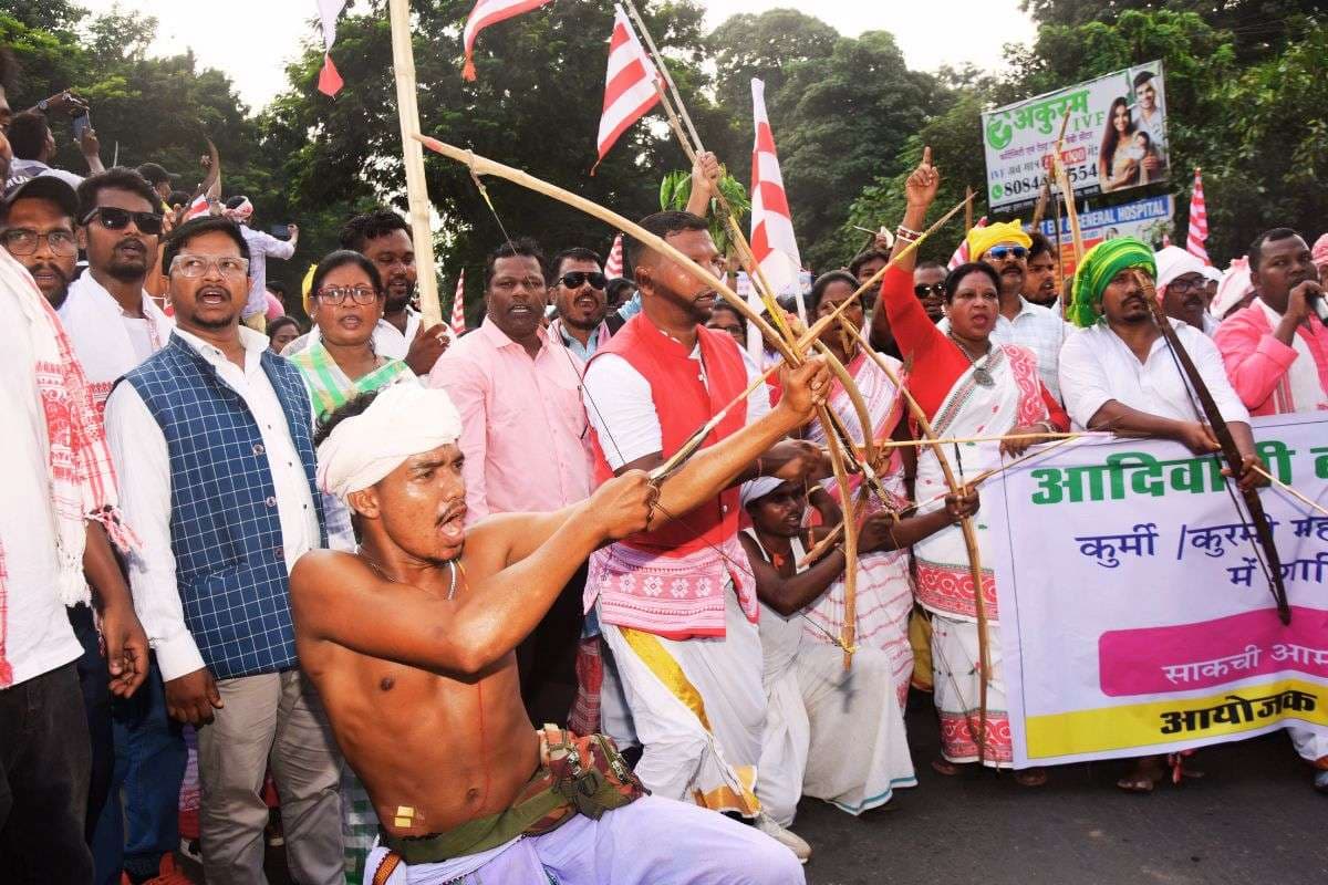 जमशेदपुर में आदिवासियों ने निकाली जनाक्रोश महारैली, 40 हजार से ज्यादा लोग जुटे