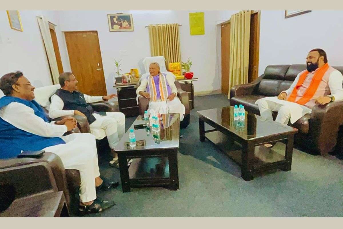 Bihar Election 2025: सीट शेयरिंग की गोटी सेट करने उतरे धर्मेंद्र प्रधान! जीतन राम मांझी और ललन सिंह से की मुलाकात