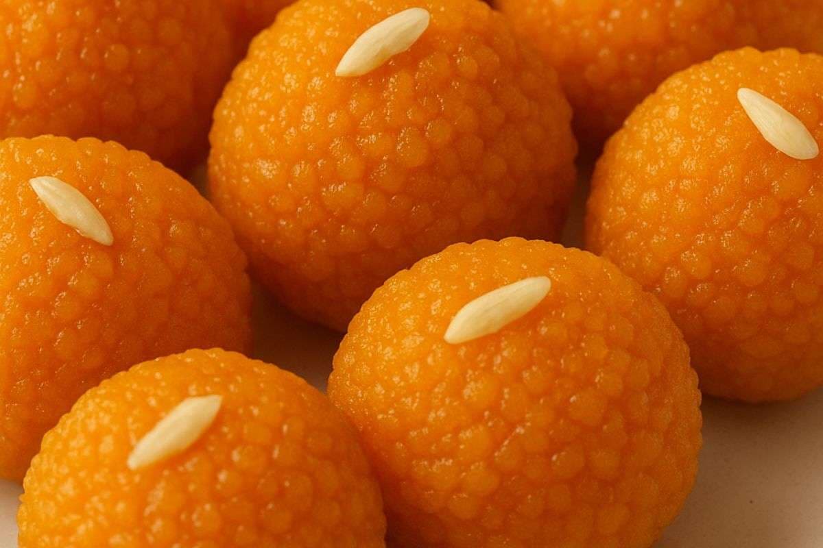 Diwali Special Motichoor Laddu: इस दिवाली घर पर बनाएं मोतीचूर के लड्डू, इसके स्वाद से जीतें मेहमानों और घरवालों का दिल