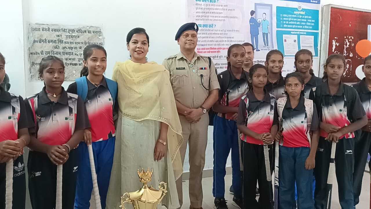 पूरी निष्ठा व खेल भावना के साथ खेलें खिलाड़ी : डीएम