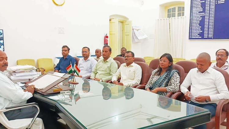 ऋण वादों के निबटारे में आरबीआइ के निर्देश का अनुपालन करें बैंक : जिला जज