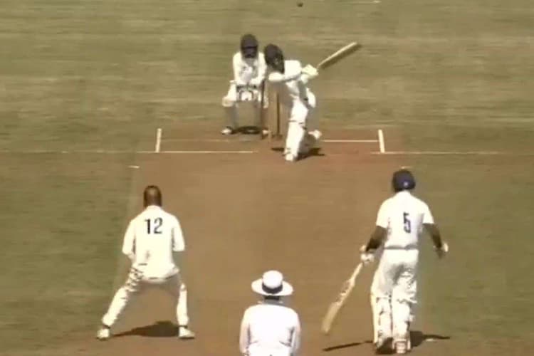 6,6,6,6,6,6,6,6: मेघालय के इस बैटर ने जड़े लगातार 8 छक्के, बना डाला वर्ल्ड रिकॉर्ड; VIDEO