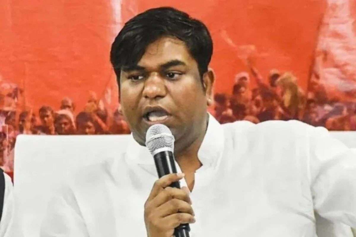 गौड़ाबौराम विधानसभा सीट पर VIP ने लिया यू-टर्न, RJD उम्मीदवार को लेकर मुकेश सहनी ने कार्यकर्ताओं से की खास अपील